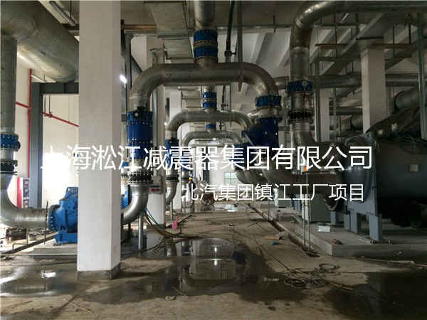 「2015」发往北汽工厂镇江项目橡胶避震喉使用现场